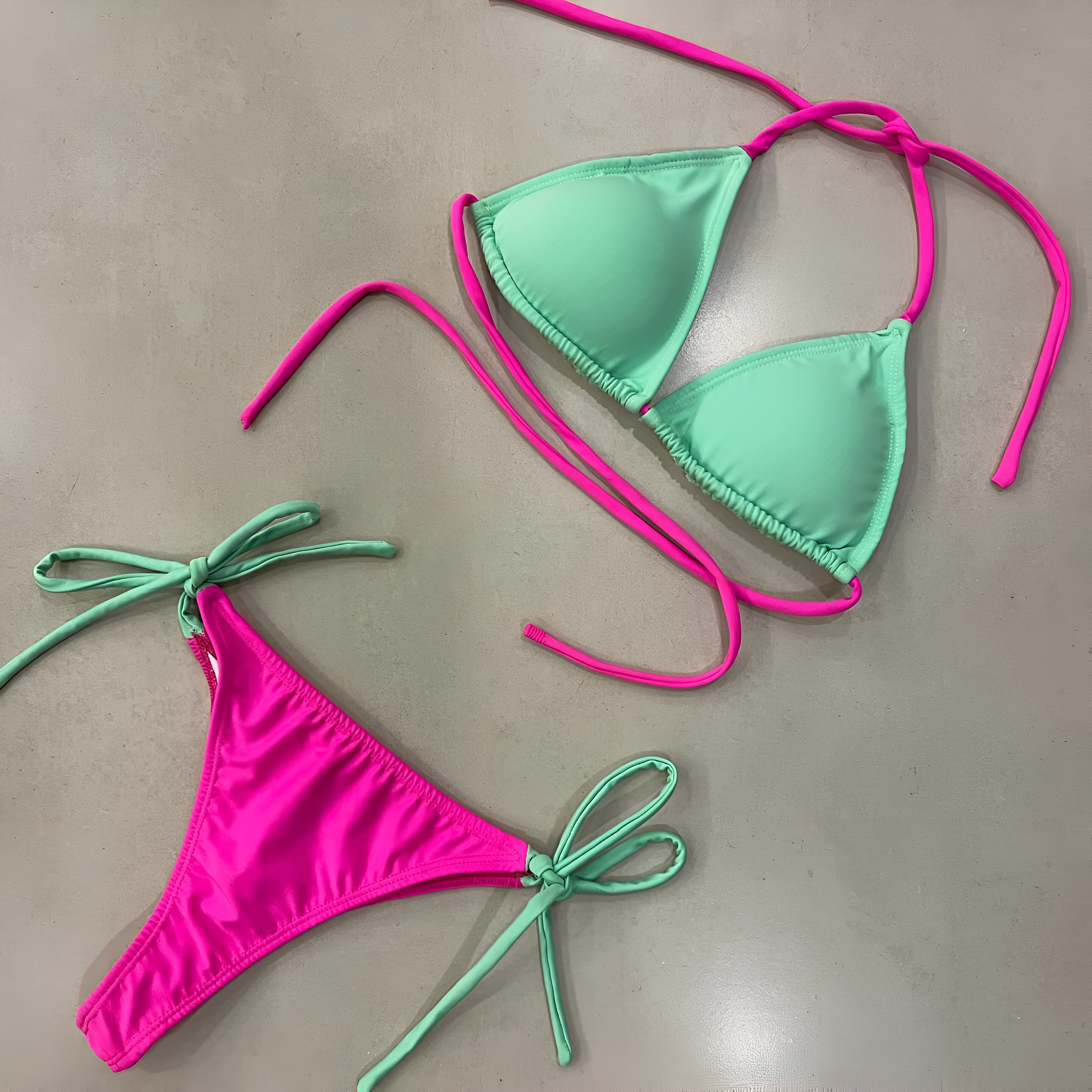 Bikini 3
